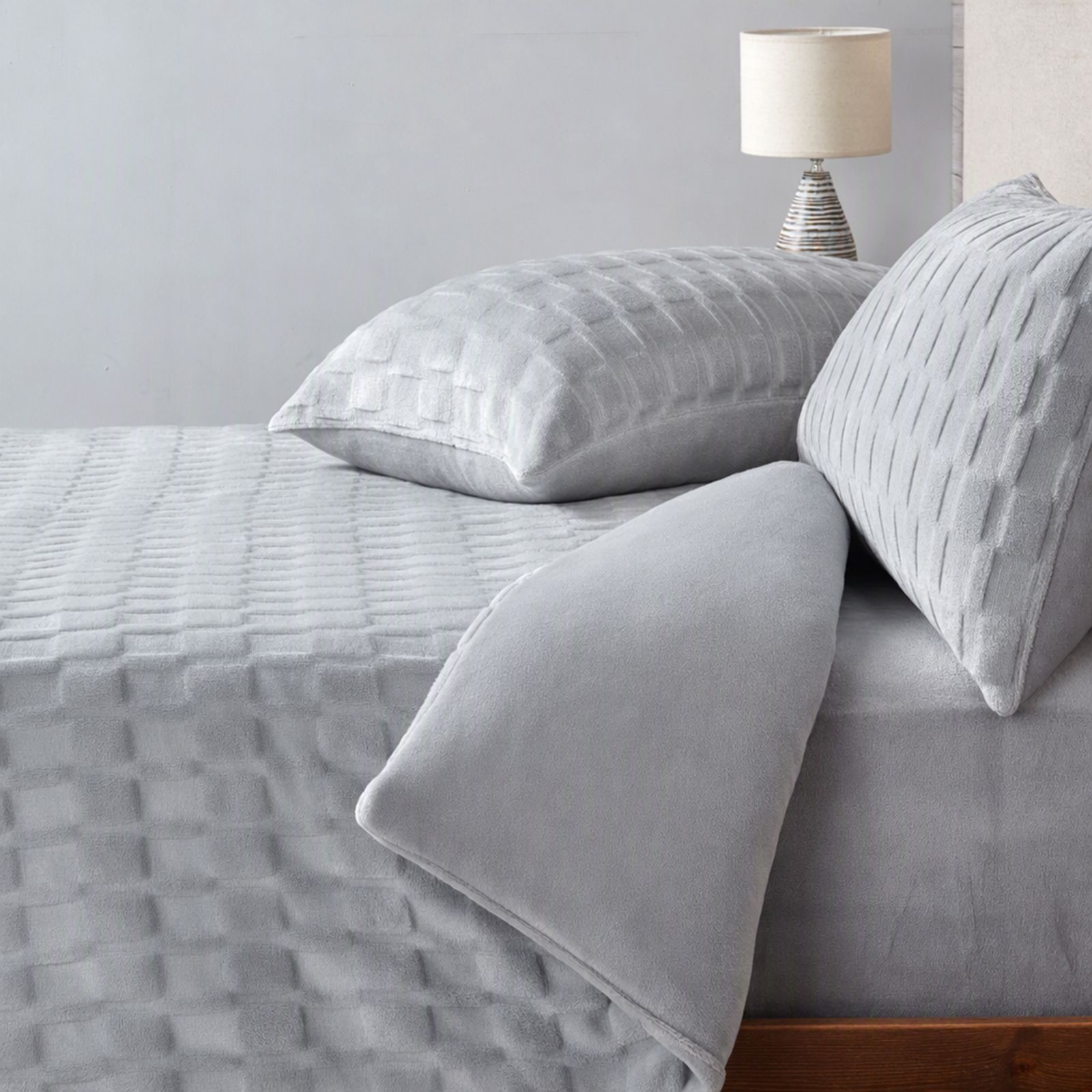 Cozee Home Pure Comfort Textured Velvetsoft 4 Piece Duvet Set