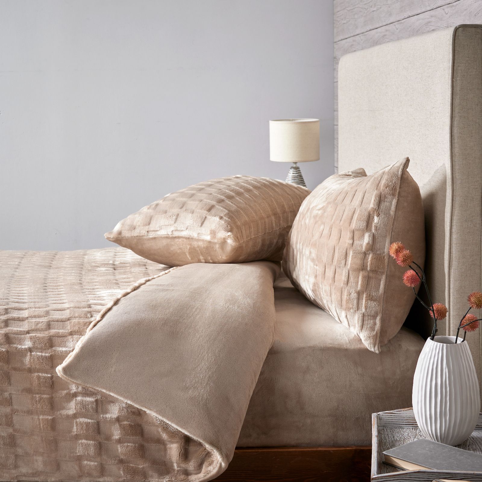 Cozee Home Pure Comfort Textured Velvetsoft 4 Piece Duvet Set
