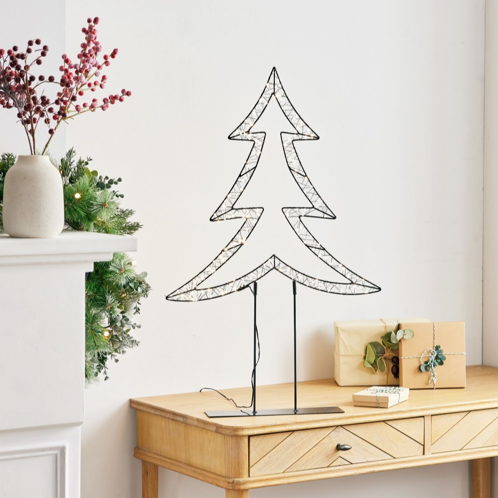 Outlet Home Stories Pre Lit Twinkling Decor On Stands