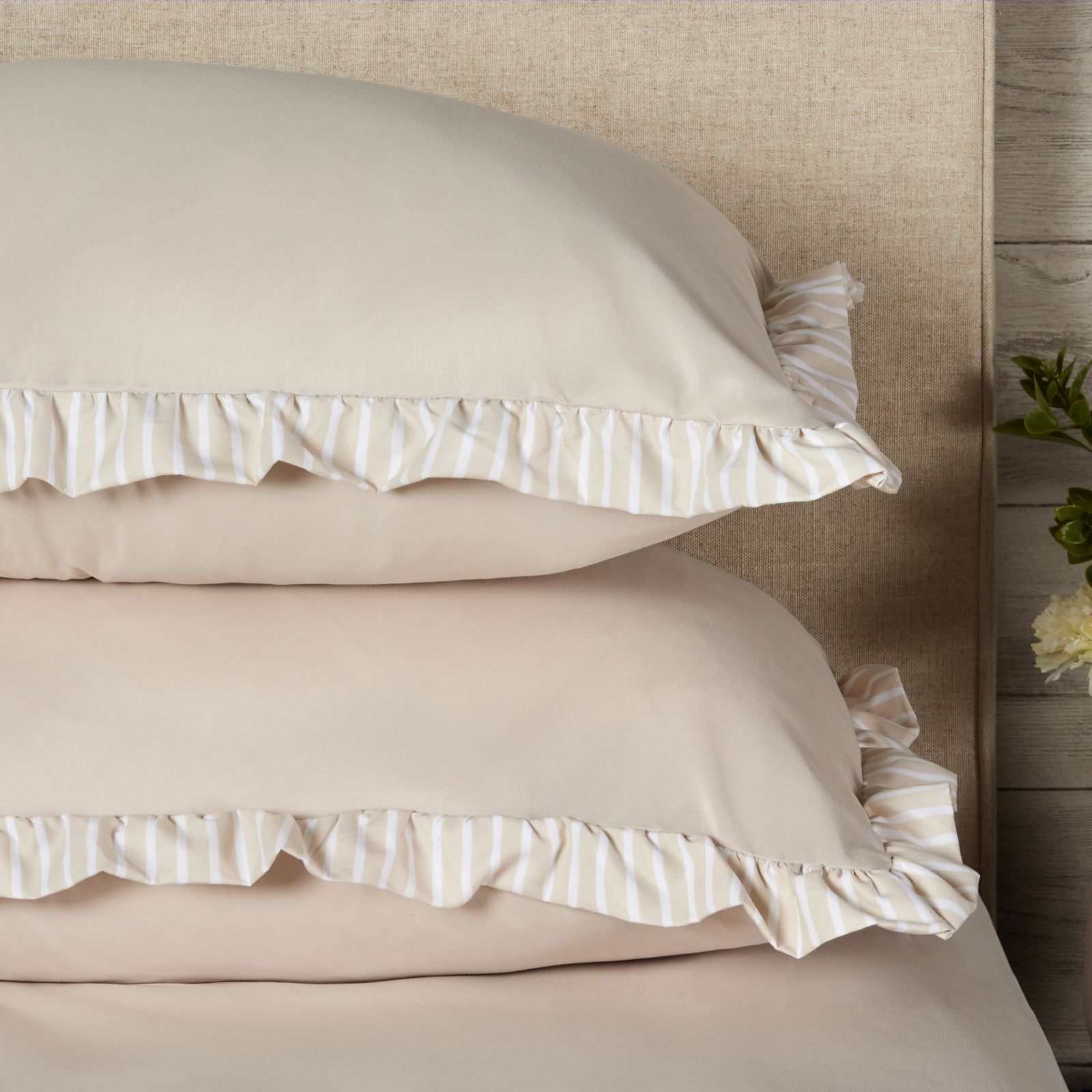 Outlet Supersoft by Cozee Home Pillowcases with Ruffle Trim