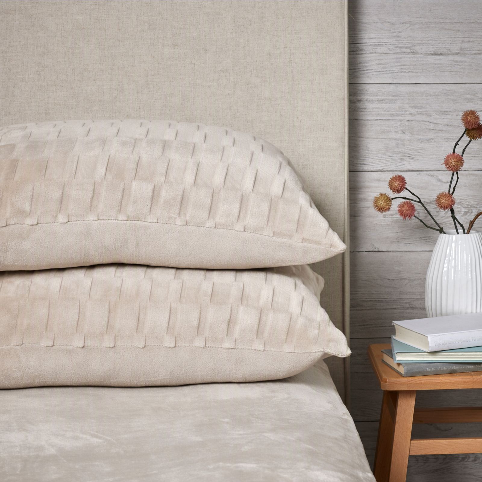 Cozee Home Pure Comfort Set of 2 Housewife Pillowcases
