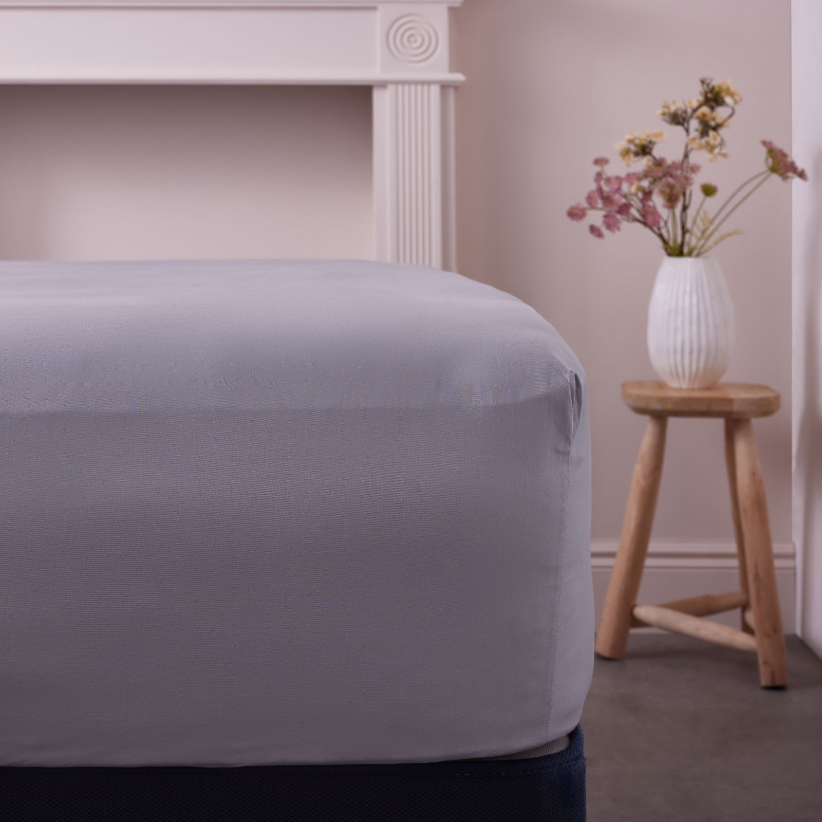 Northern Nights 300TC HygroCotton Fitted Sheet