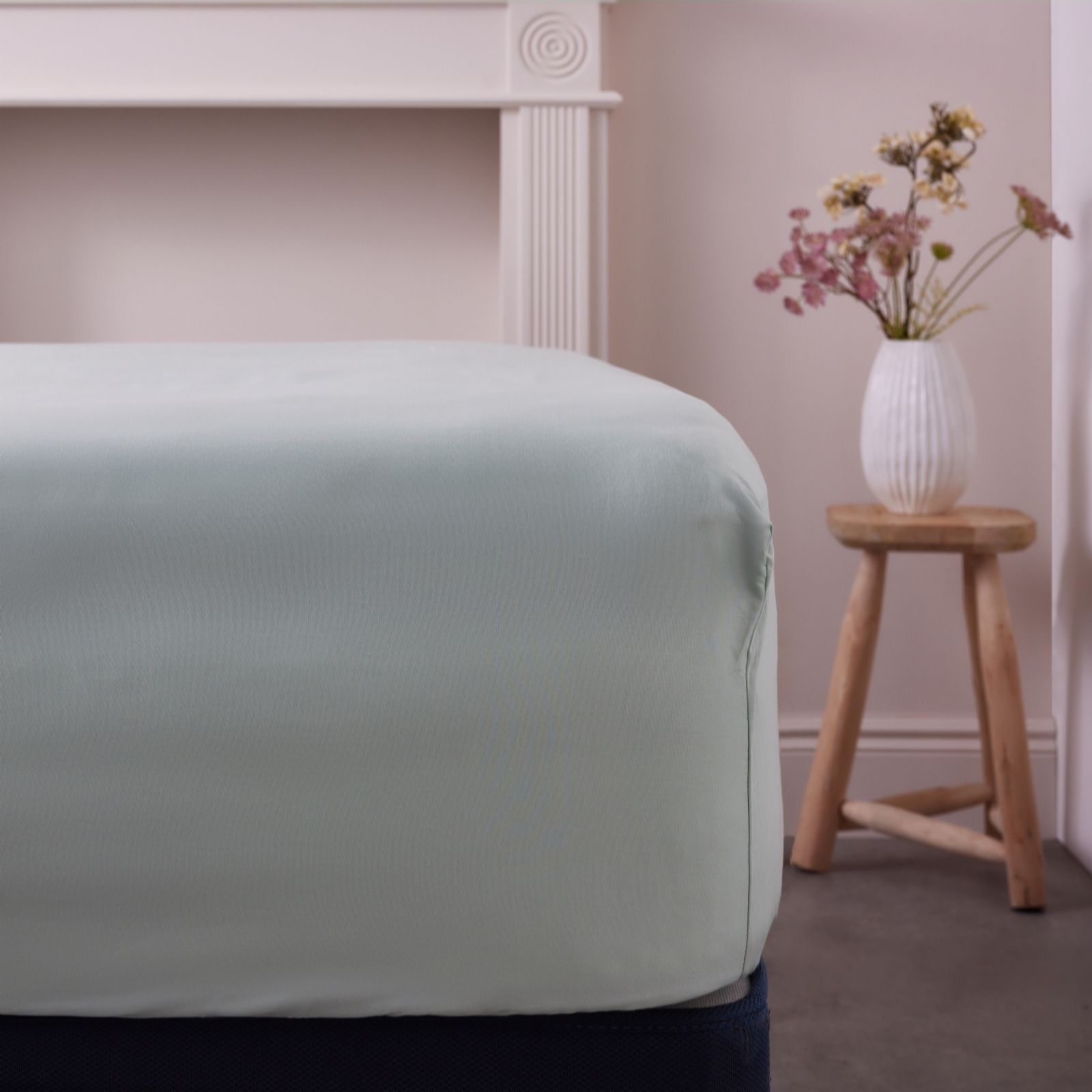 Northern Nights 300TC HygroCottonTM Set of 2 Fitted Sheets