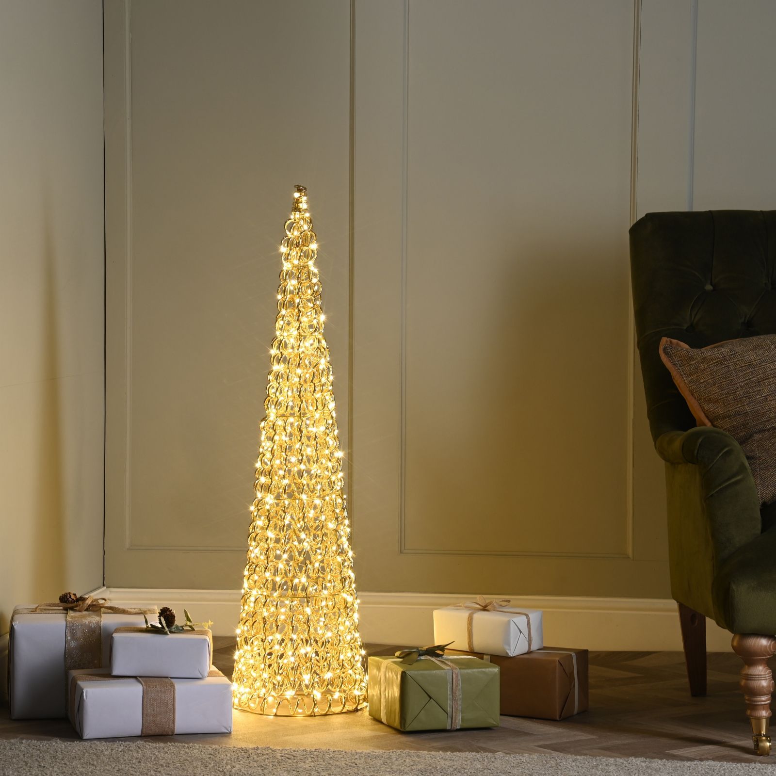 Outlet Festive Indoor/Outdoor 80cm Pre Lit Microlight Cone Tree