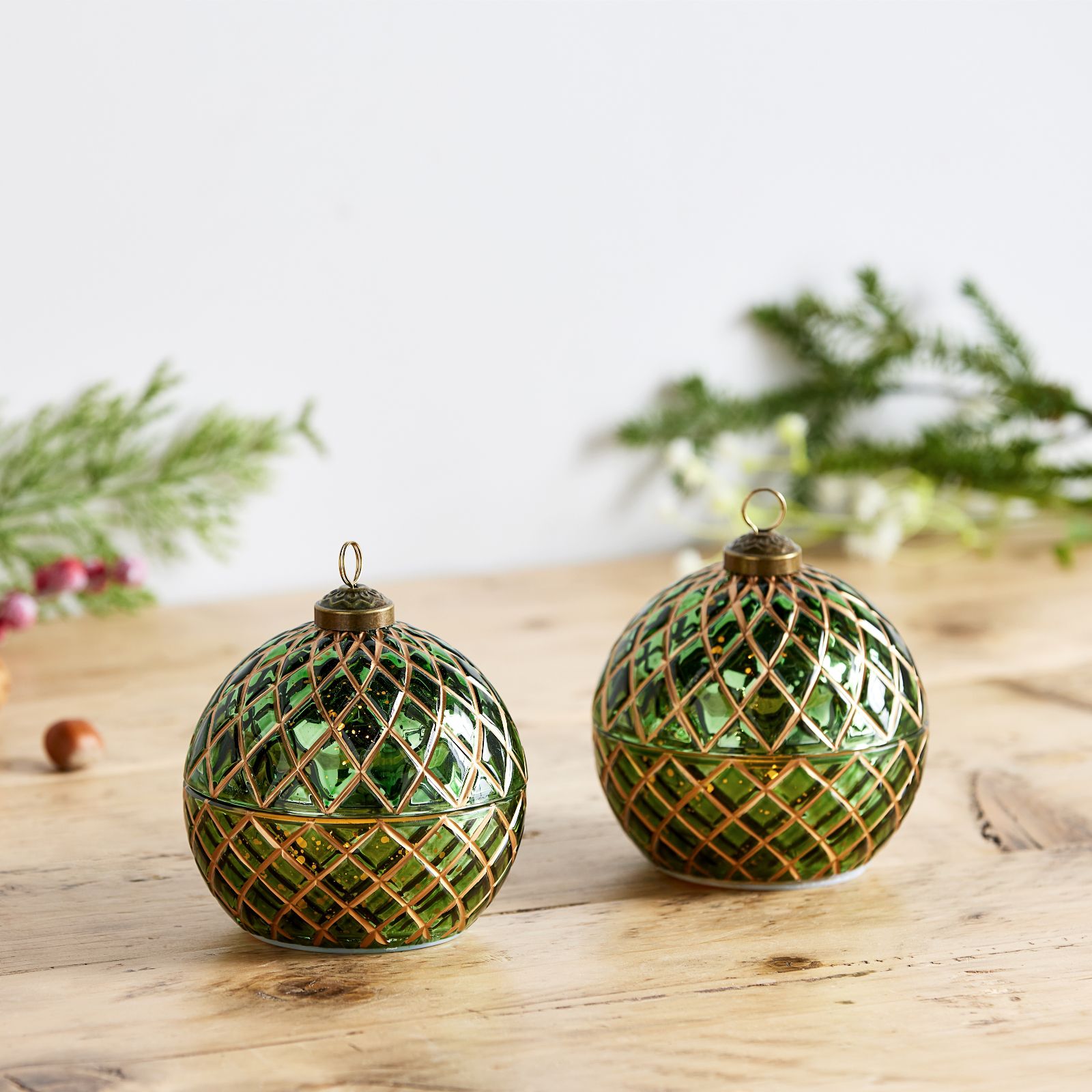 Festive Set Of 2 Wax LED Candle In Glass Decorative Ball