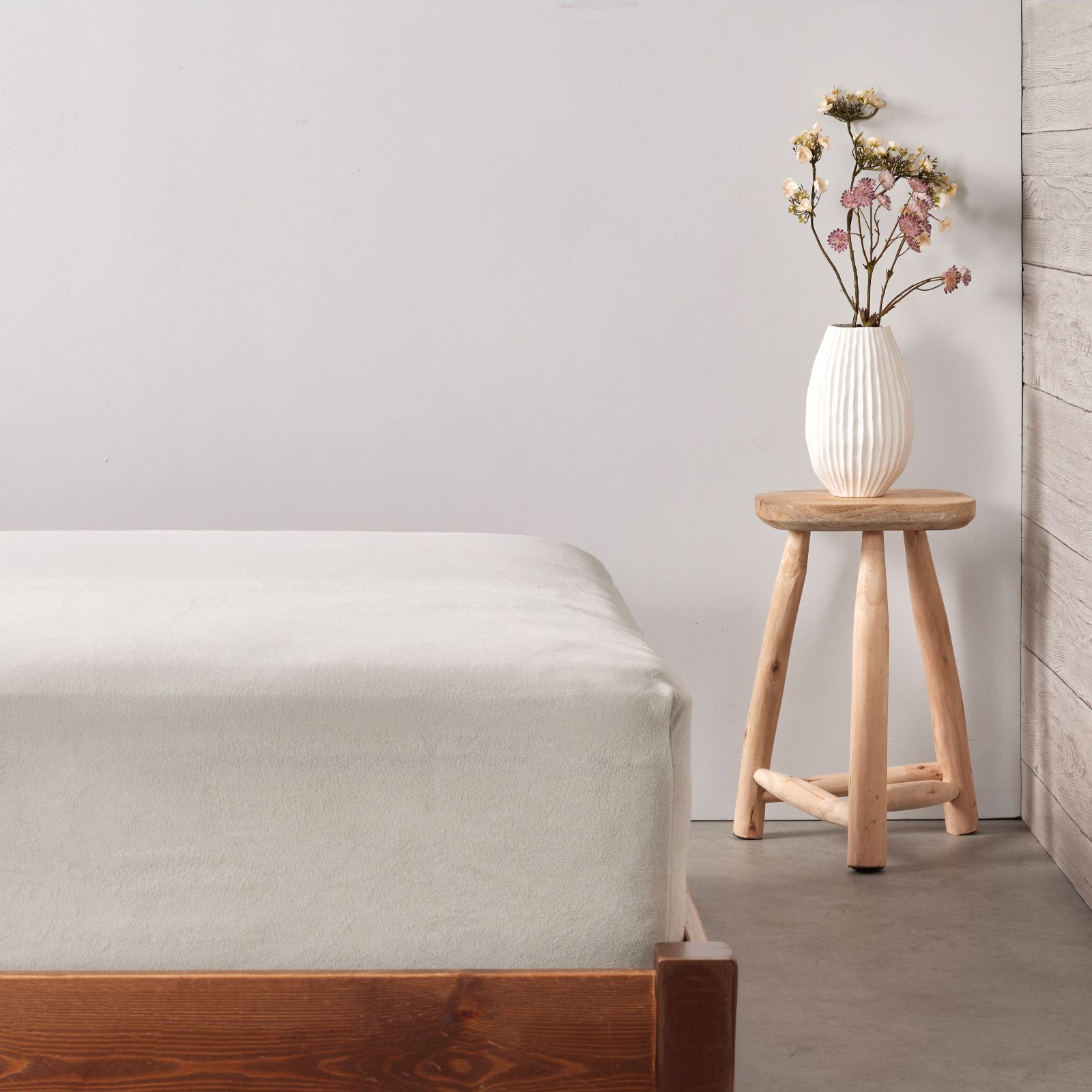 Cozee Home Microfleece Set of 2 Fitted Sheets