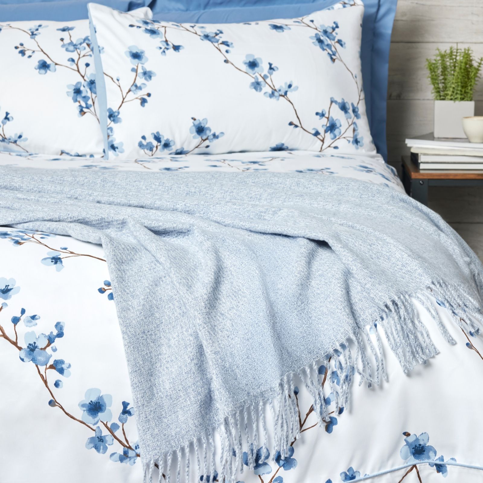 Cozee Home Softknit Throw