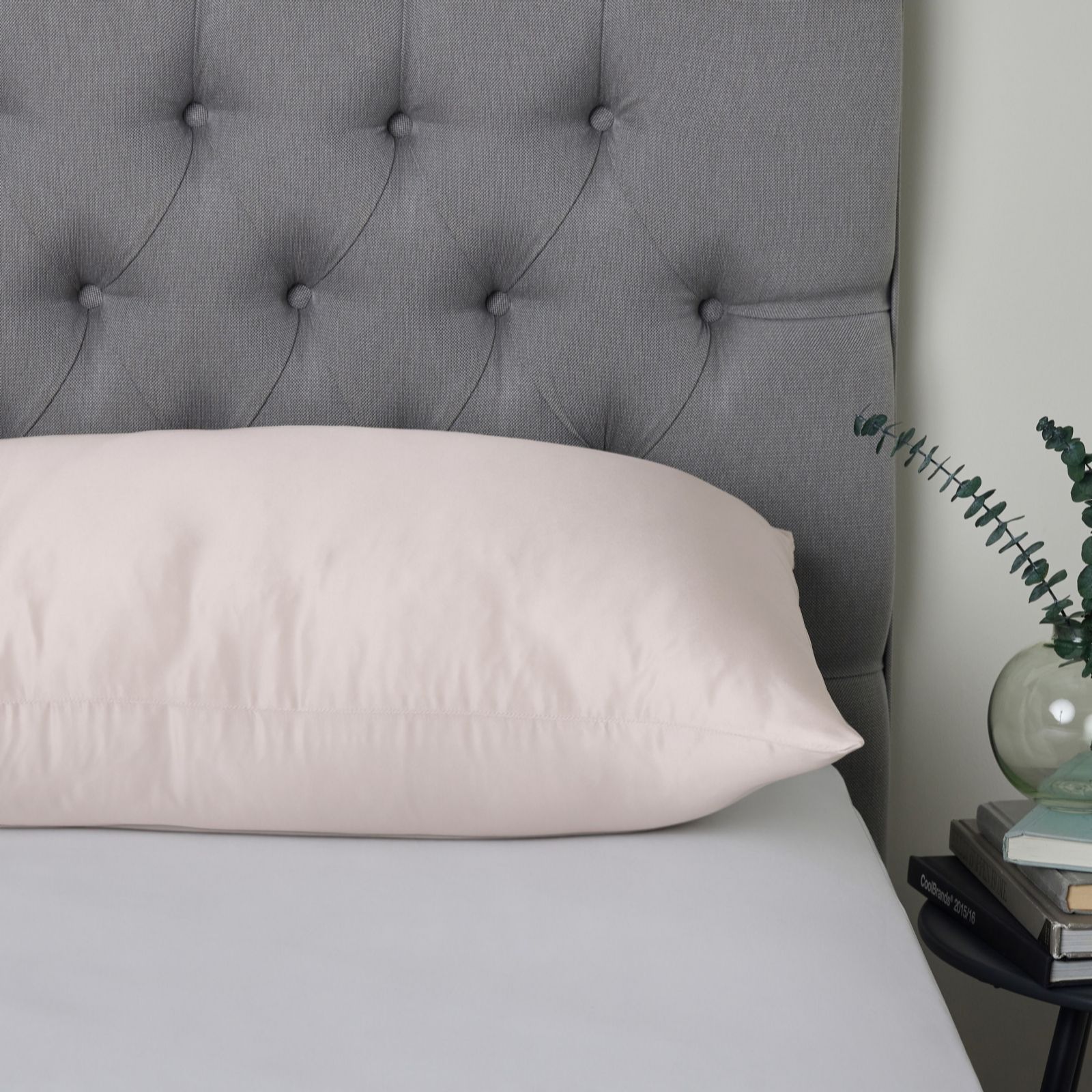 Northern Nights Pure 100% Mulberry Silk Pillowcase &Scrunchie w/Giftbox