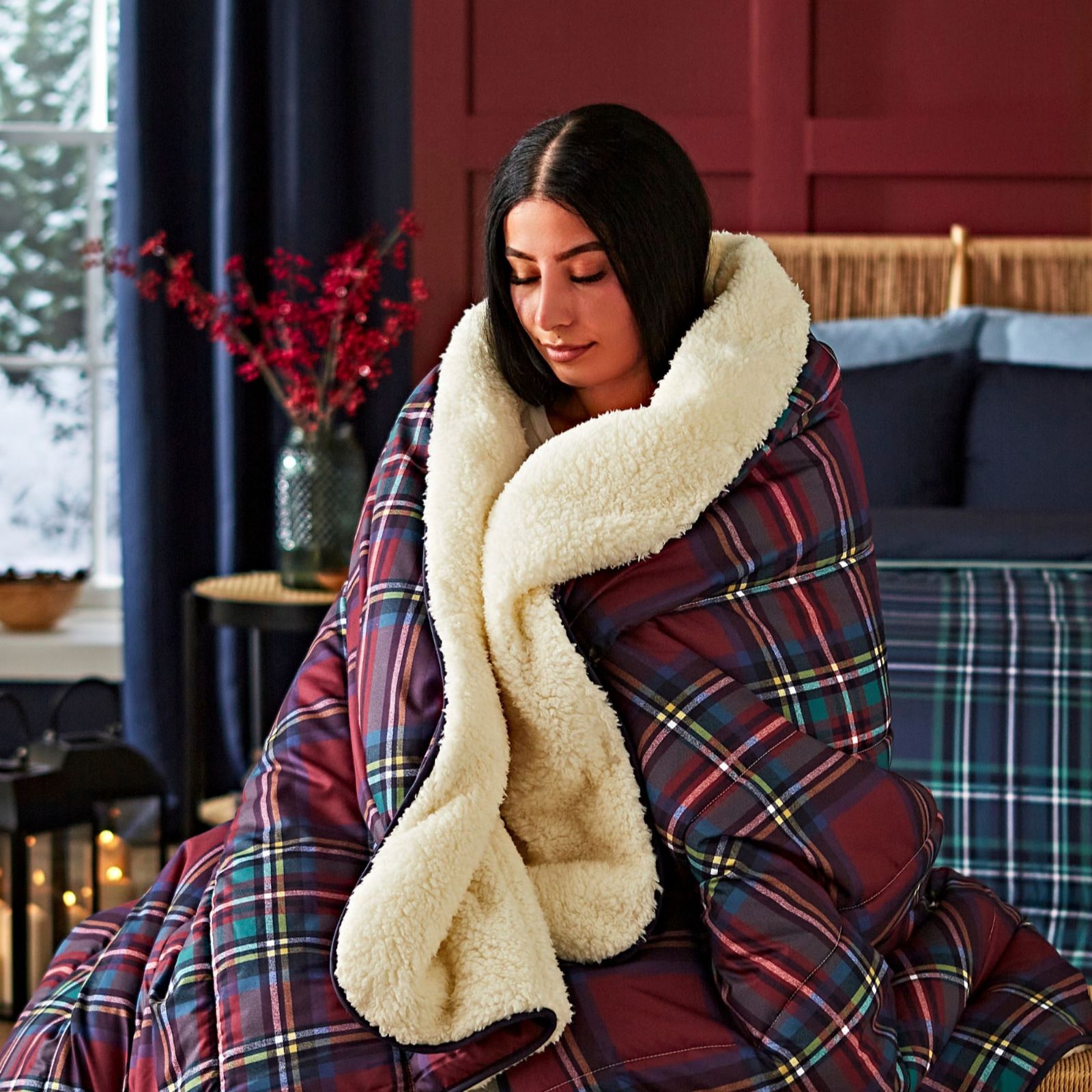 Night Lark Cosy Sherpa 9 Tog Limited Edition Throw