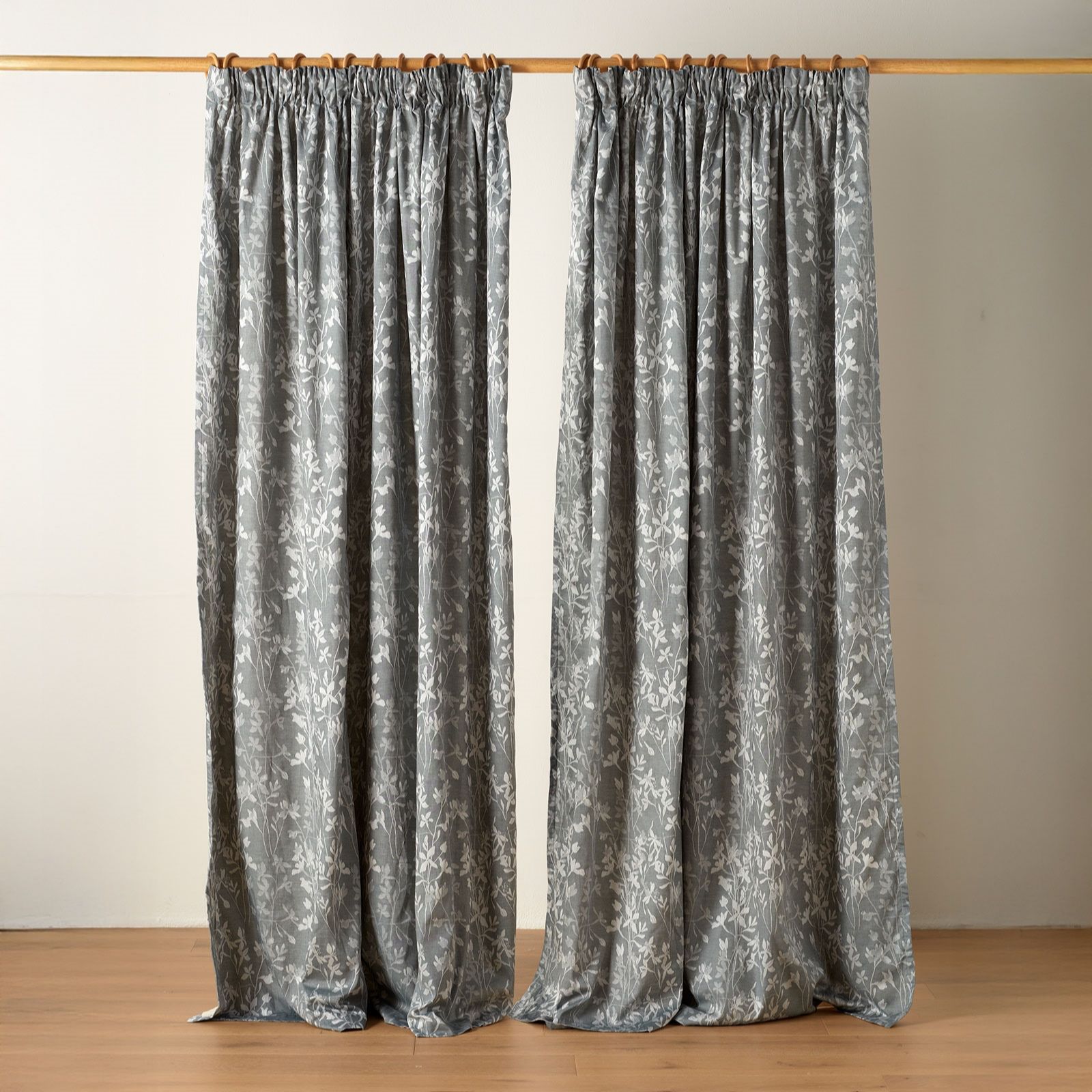 Secret Linen Store Florence Jacquard Lined Pencil Pleat Curtain Pair