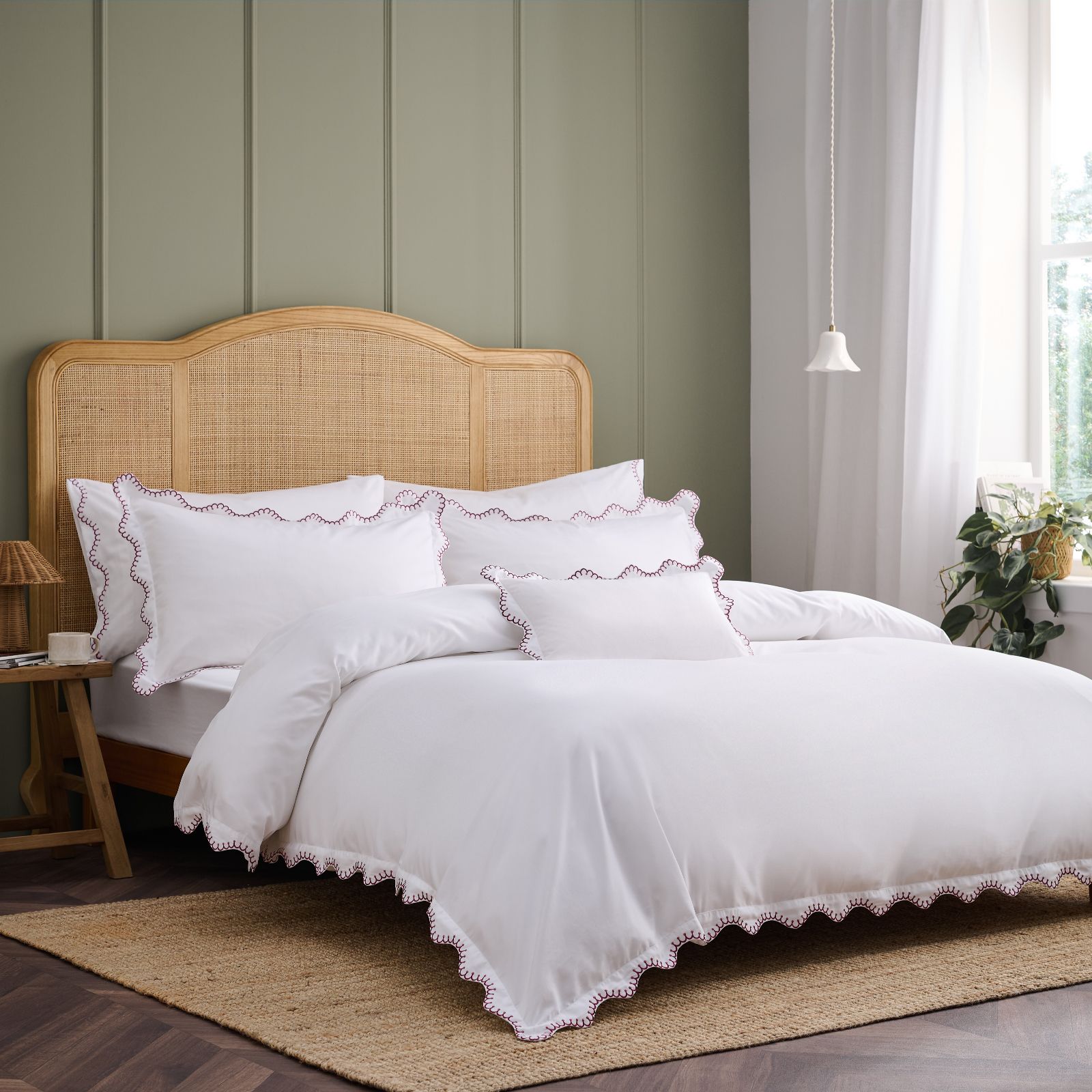 Christy Lucerne Scallop Edge 3 Piece Duvet Set