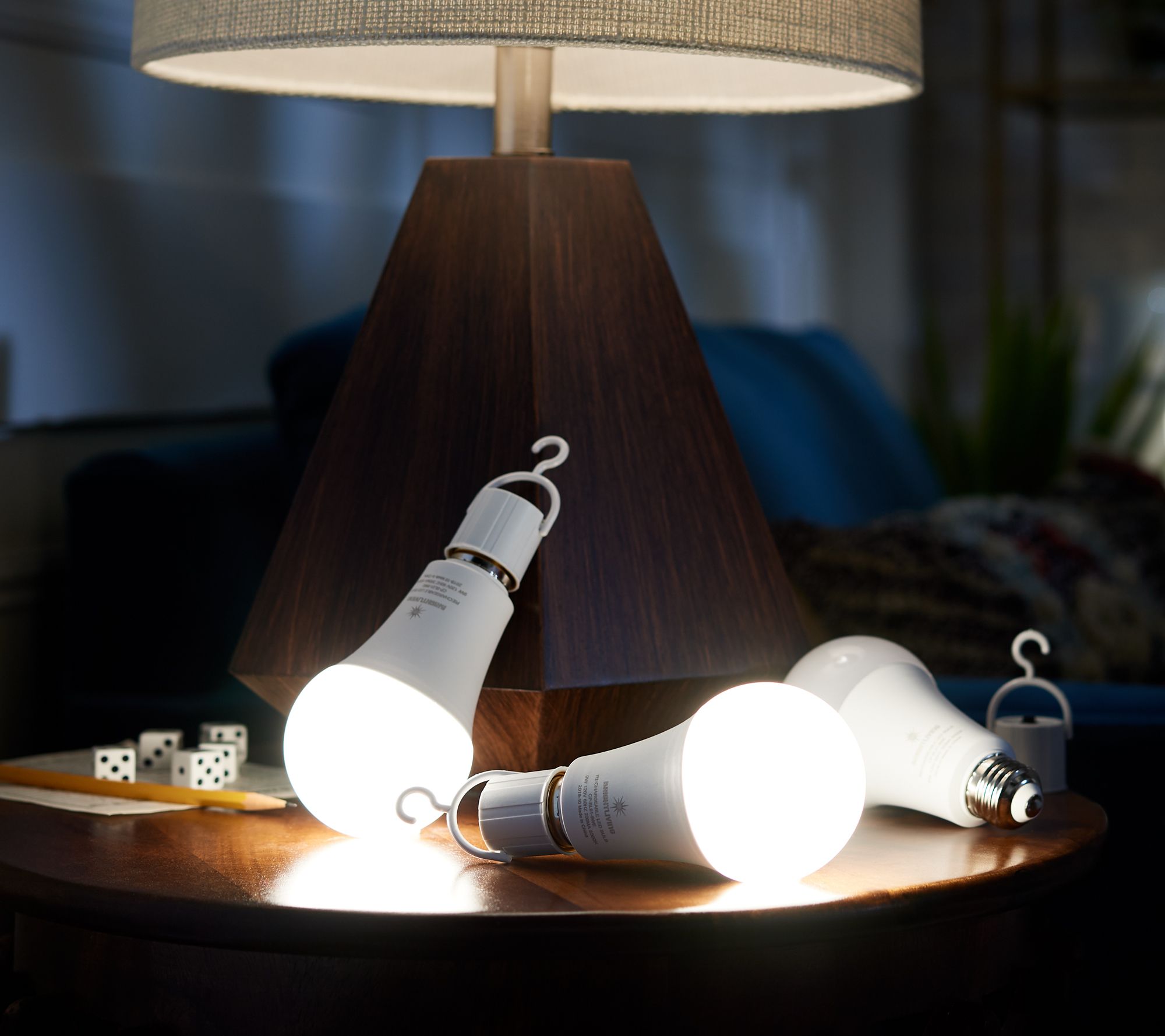 Brightliving Set Of 8 Led Light Bulbs With Built In Battery Qvc 