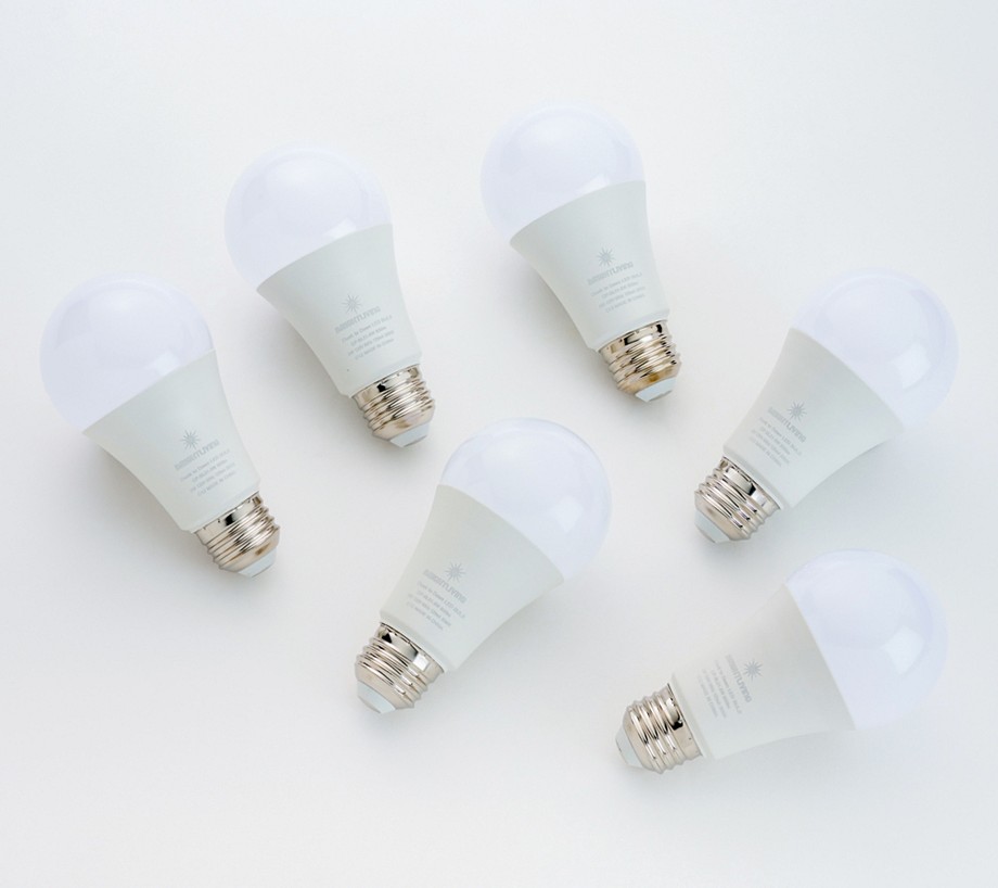 BrightLiving Set of 6 Dusk to Dawn Light Bulb