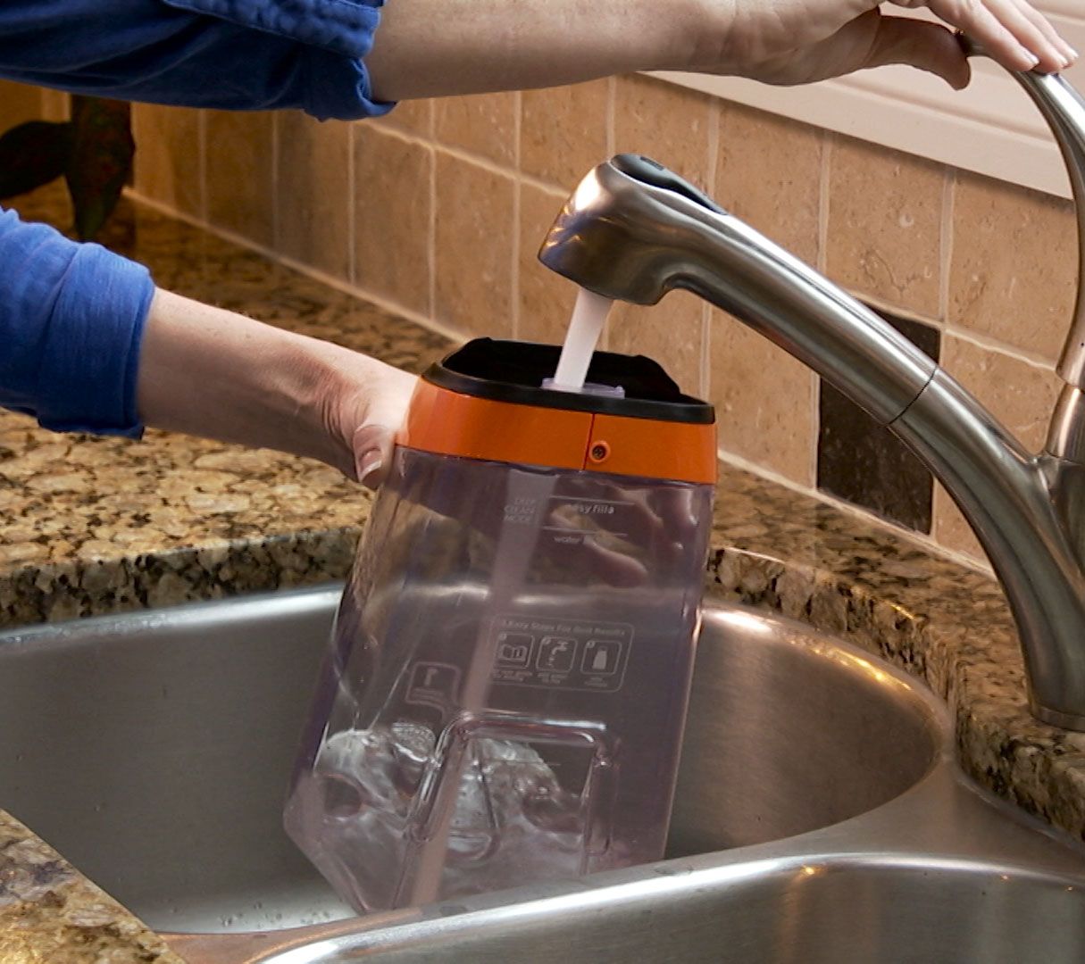 Bissell Proheat 2X Revolution Carpet and Upholstery Deep Cleaner