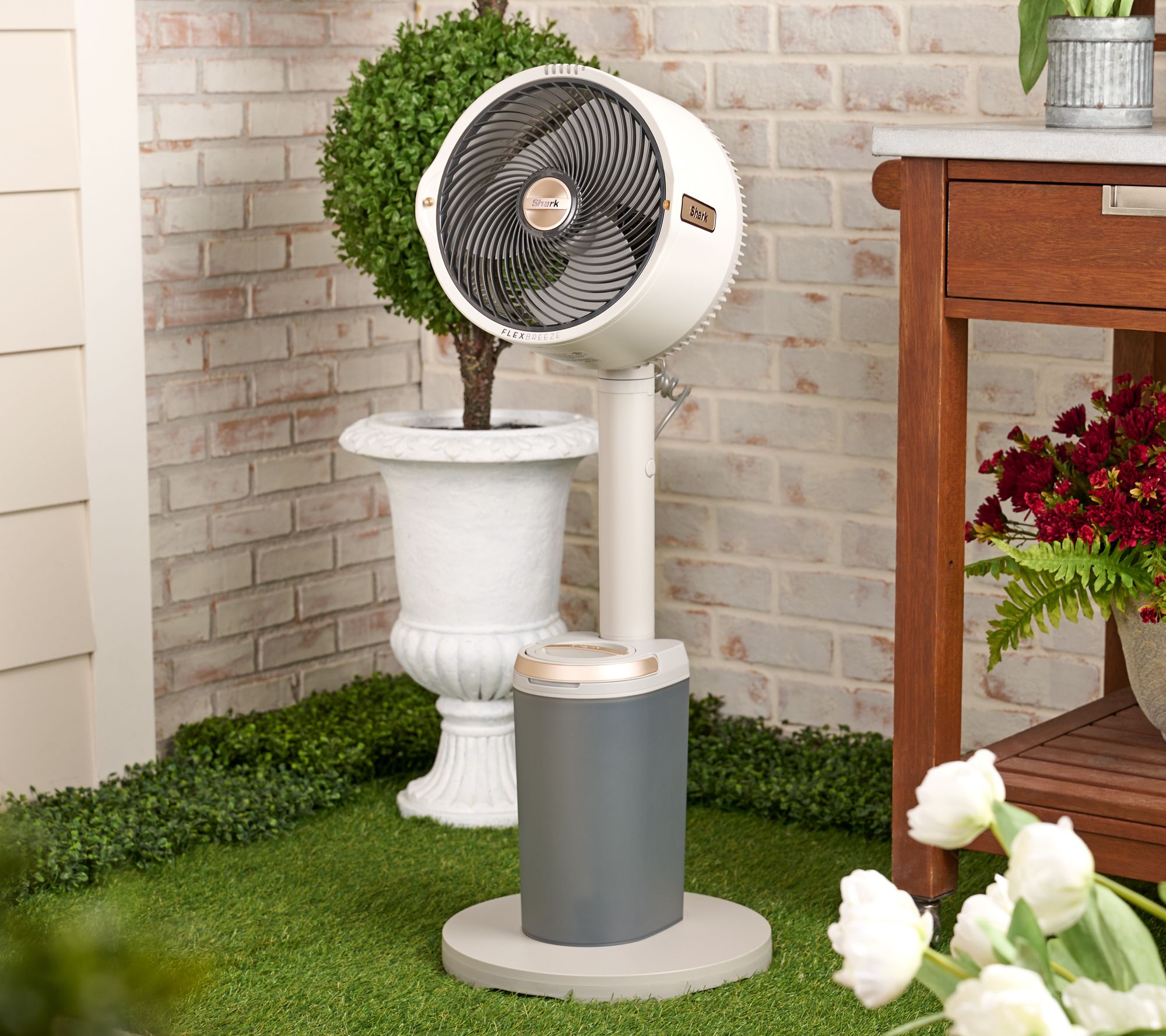 Shark FlexBreeze Mist Pro Cordless Fan w/Cover