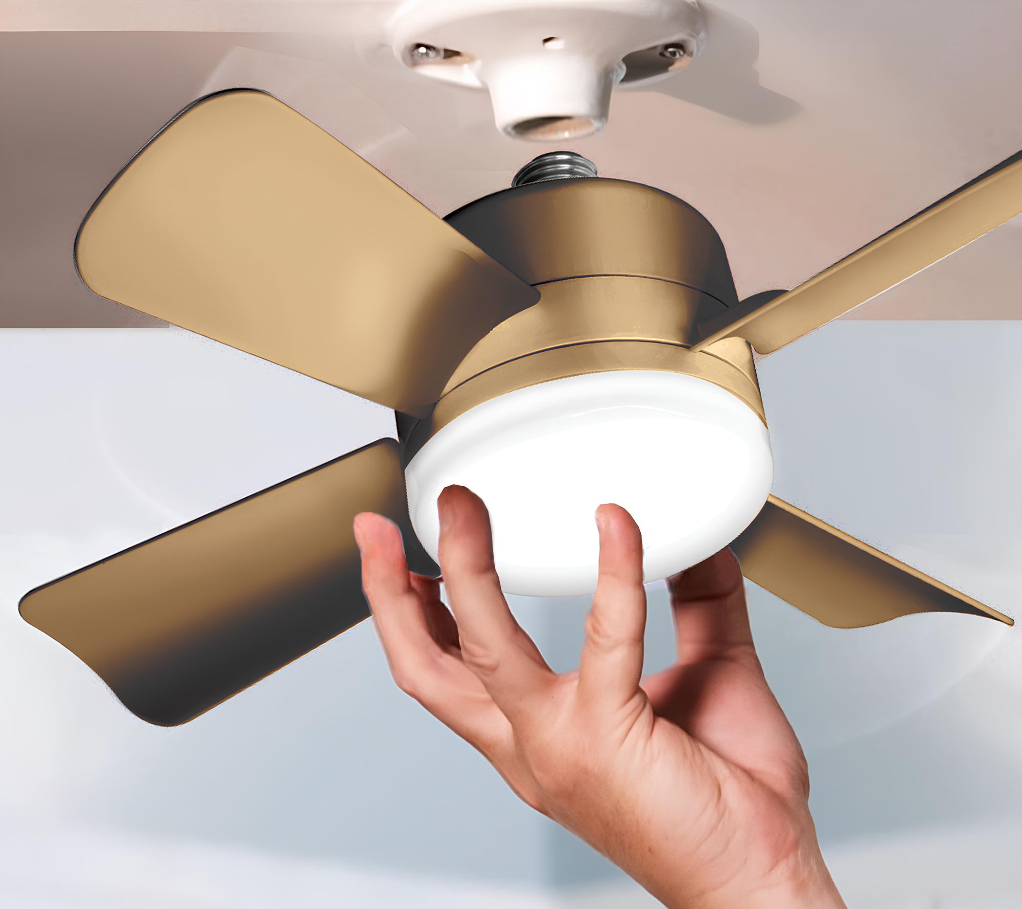 Bell & Howell 2-in-1 Socket Ceiling Metallic Fan & LED Light
