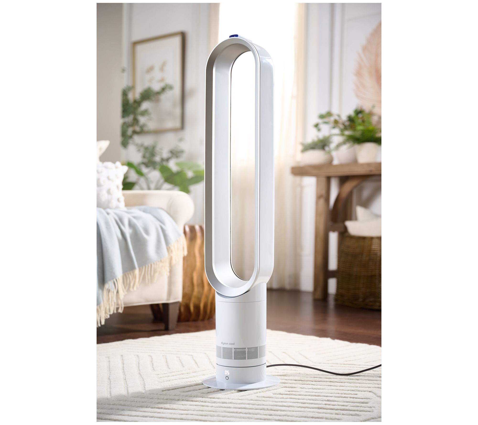 ☆美品☆ dyson cool AM07 tower fan　2021年製 Amazon.com: Dyson Cool AM07 Air Multiplier Bladeless Tower Fan, 70